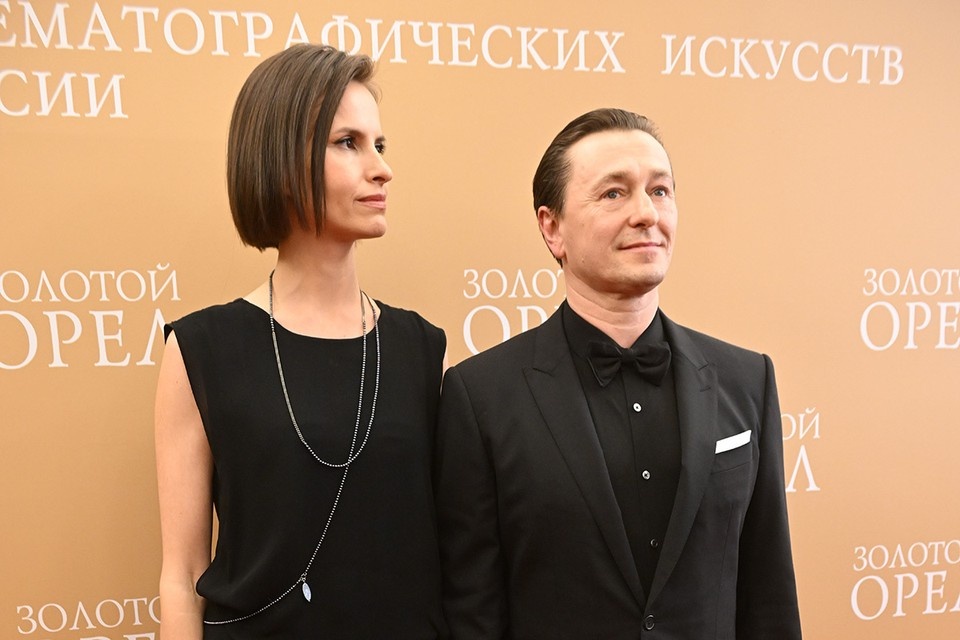 Образы звезд на "Золотом орле": модный провал Агаты Муцениеце и роскошная Лиза Б