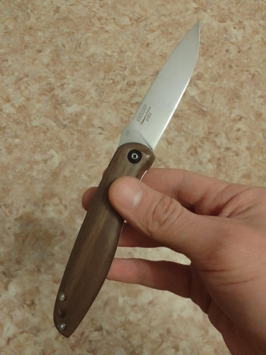 Личное фото. Да, я ношу нож исключительно для бытовых целей. 
