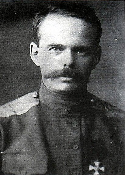 Барон Роберт Николаус Максимилиан (Роман Фёдорович) фон Унгерн-Штернберг (29 декабря 1885 (10 января 1886 года), Грац — 15 сентября 1921, Новониколаевск) — русский военачальник времён Гражданской войны в России, генерал-лейтенант Белой армии, видный деятель Белого движения на Дальнем Востоке. Георгиевский кавалер. Автор идеи реставрации империи Чингис-хана от Тихого океана до Каспия. В 1921 году получил от монгольского богдыхана титул «дархан-хошой-чин-вана»
