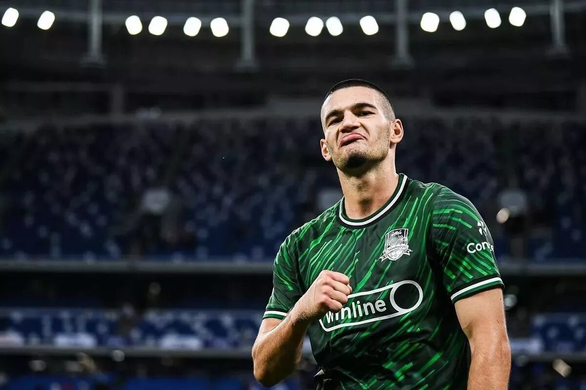 Этой весной Александр Черников («Чера», как его называют в семье) впервые в своей карьере стал серебряным призером чемпионата России.
Фото: ФК «Краснодар»