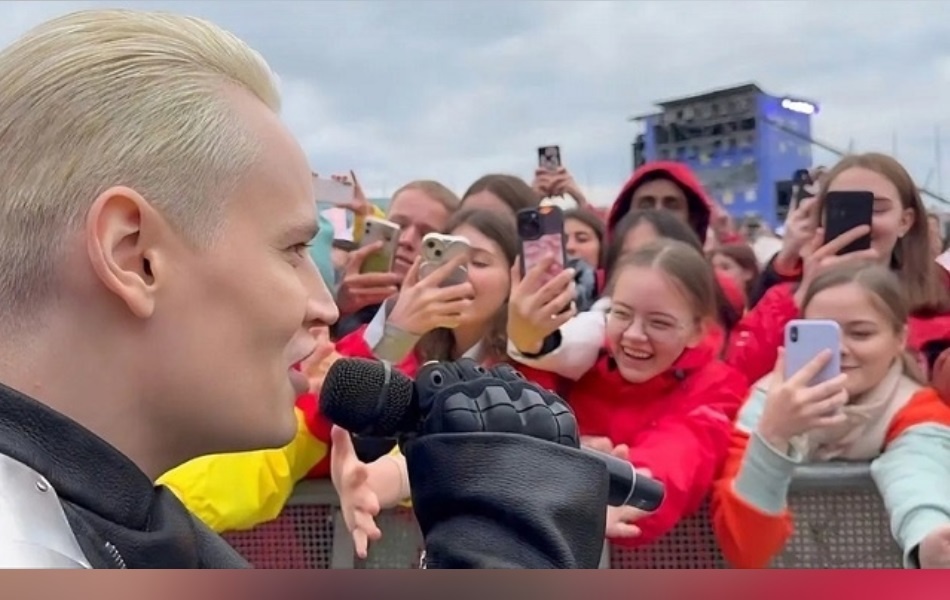 SHAMAN и его поклонники