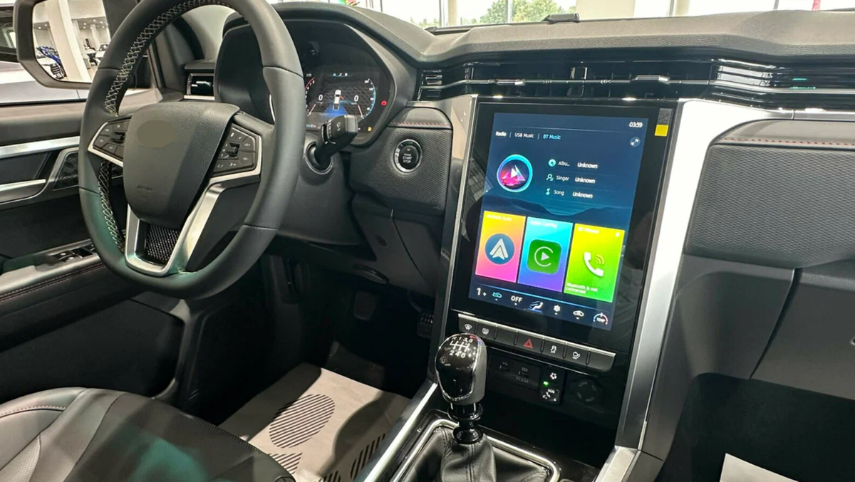 На УАЗе стартовало производство сразу двух новых русских внедорожников. Источник иллюстрации - Яндекс.Картинки