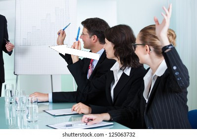    Штрафы для сотрудников: законно или нет?