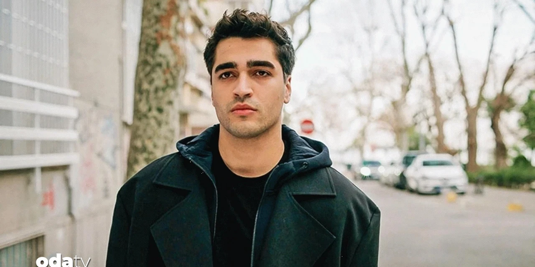 Жизнь за кадром: Айтач Шашмаз, Ирем Хельваджиоглу, Энгин Акюрек, Мерт Демир Рамазан