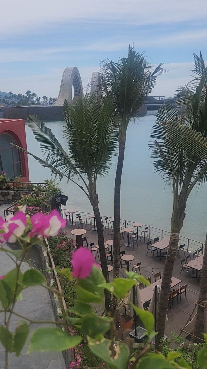 где-то в Сансет Тауне