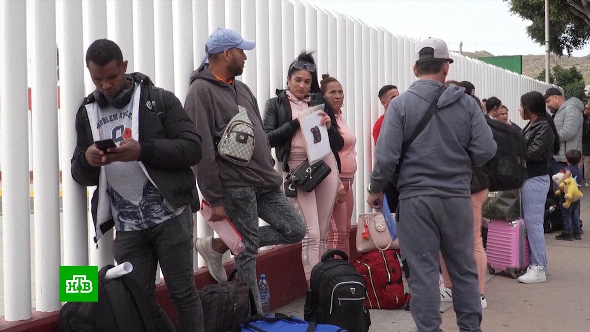    Меньше часа под санкциями США: Колумбия согласилась принимать рейсы с мигрантами