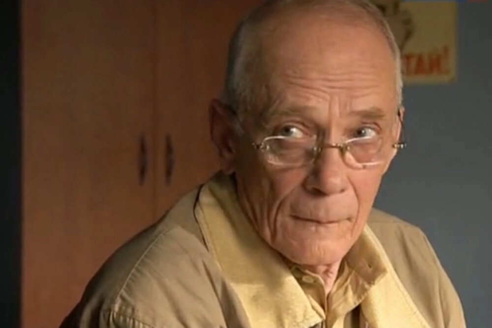    Виктор Семёновский. Кадр из сериала «Тайны следствия»