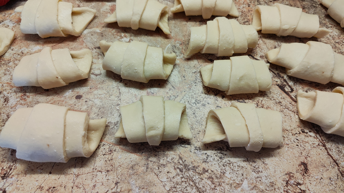 Рогалики ждут духовку