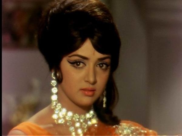 Источник: https://fishki.net/2234387-hema-malini---superveda--bollivuda.html