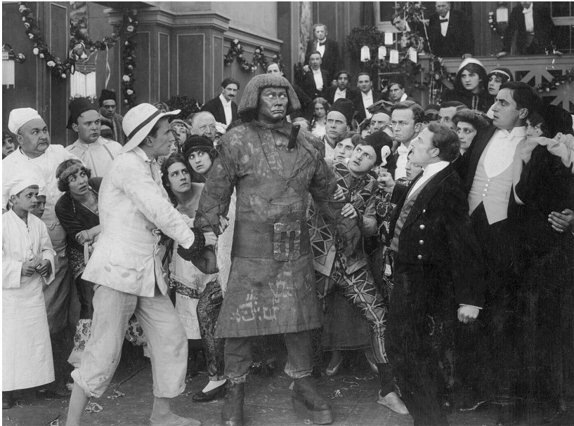 Кадриз фильма "Голем", 1914 год.