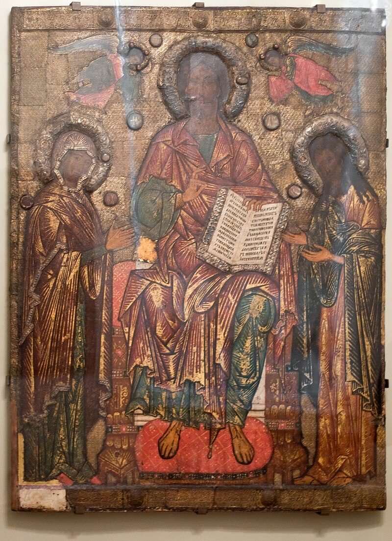 Деисус. Псковская икона XIV века. Одежды и престол декорированы инокопью на ассист.