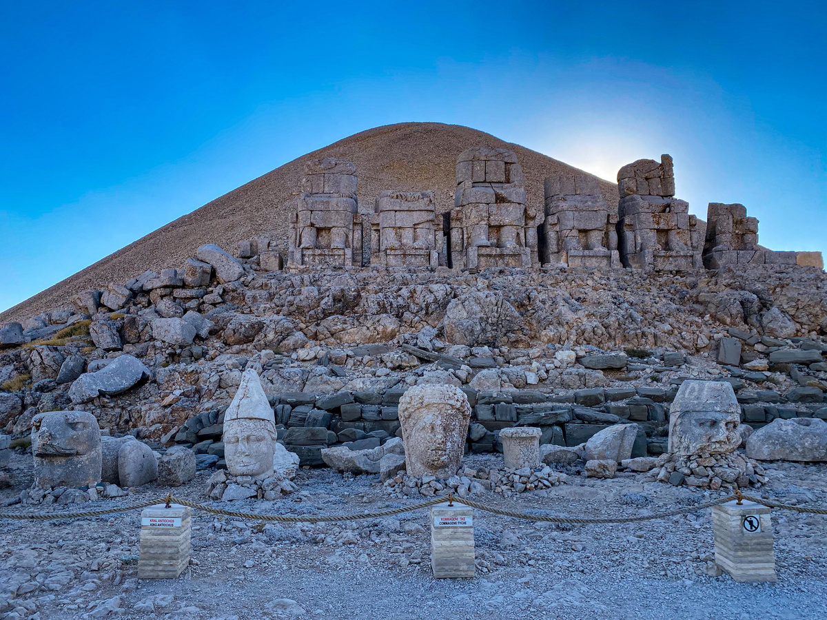 Гора Немрут-Даг в Турции
