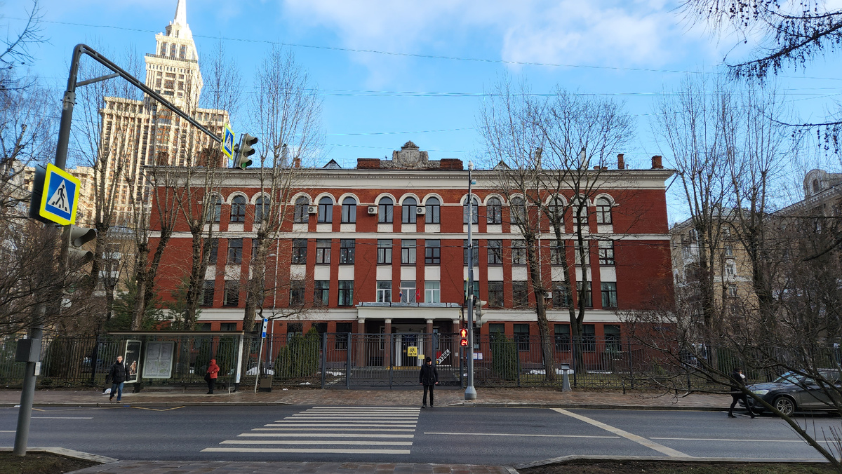 Школа на Новопесчаной. Фото автора