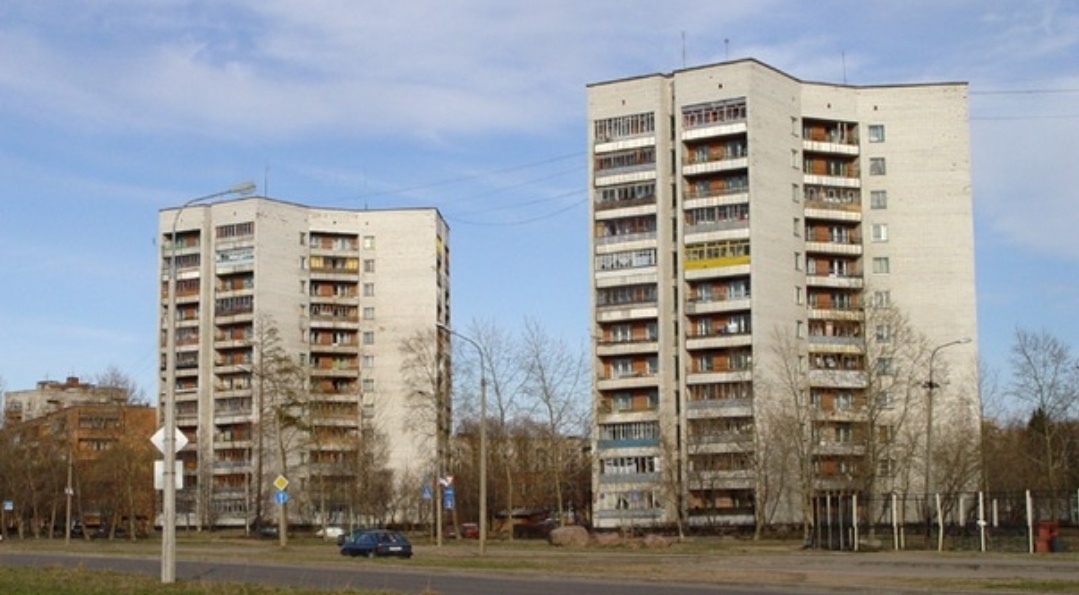 "Трилистники" 124-124-4 в Сосновом Бору. Фото - СТА