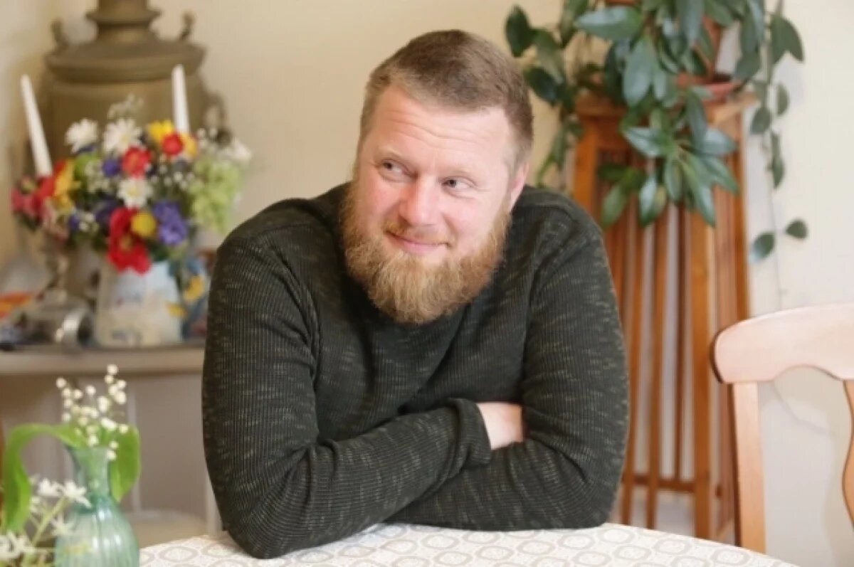    Андрей Валентинович Пиценко родился в 1979 году в Краснодаре, где и живет.