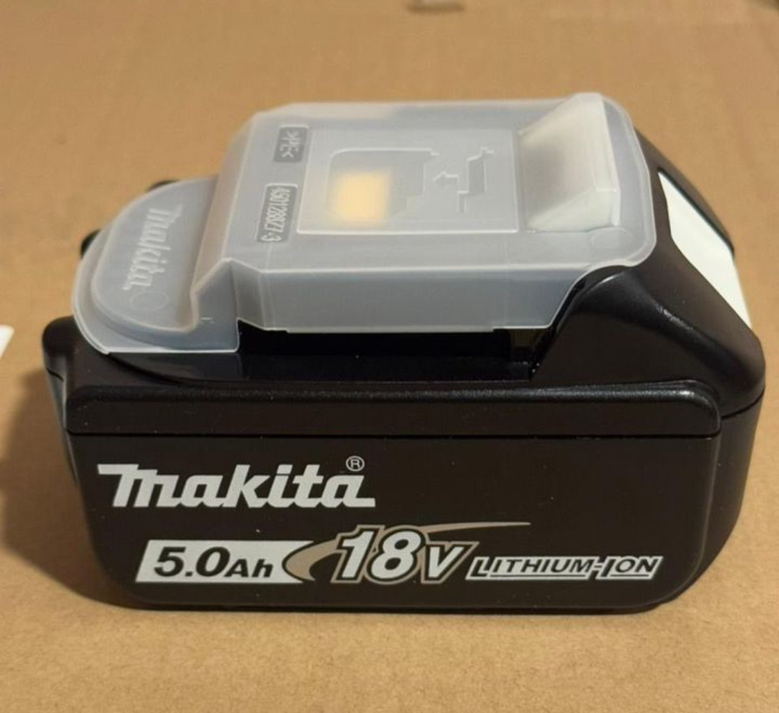 Поддельный (фейковый) аккумулятор Макита