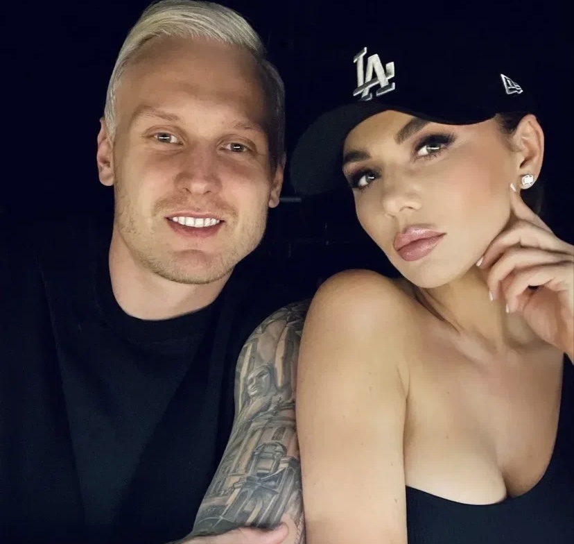 На фото: Анна Седокова и Янис Тимма 