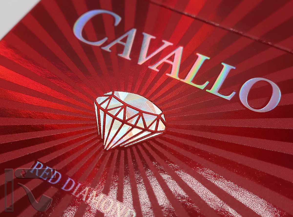 Сигареты Cavallo Red Diamond. Фото: © канал "Уголок Курильщика"