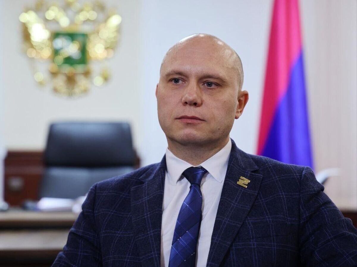    Глава военно-гражданской Администрации Харьковской области Виталий Ганчев© РИА Новости