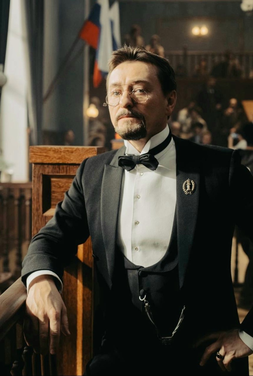 С. Безруков в сериале "Плевако"