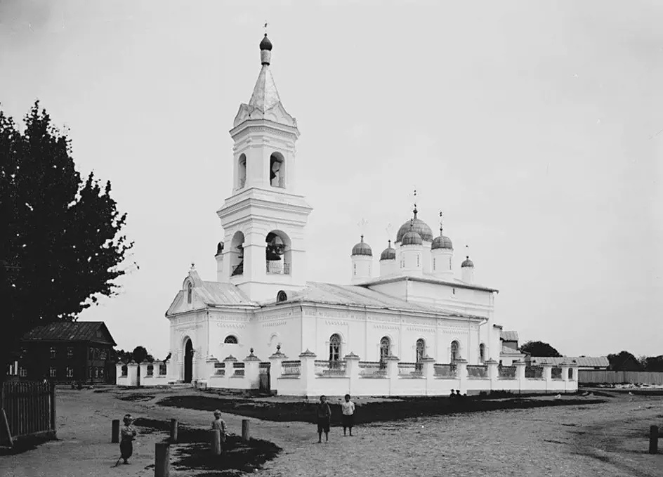 Нашел фото пишут 1908 год 