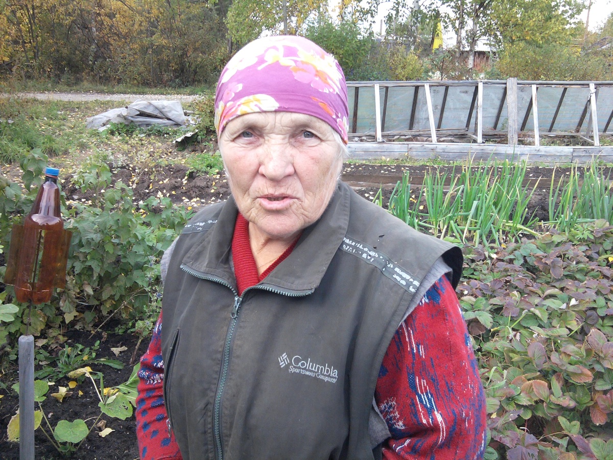 почему-то все последние фото с дачи)))