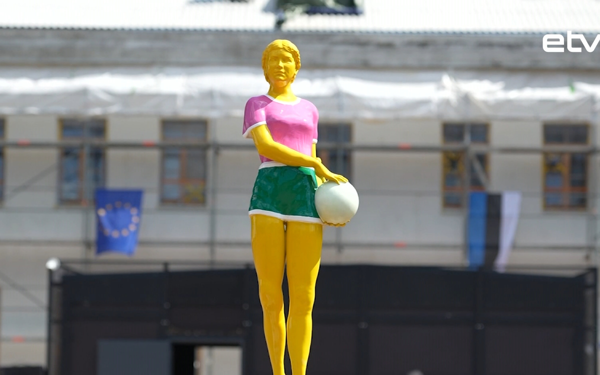 Фигура волейболистки в тематическом парке Силламяэского музея. Автор: ERR