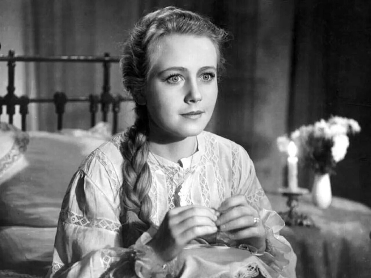 Кадр из к/ф "Кроткая" (1960)