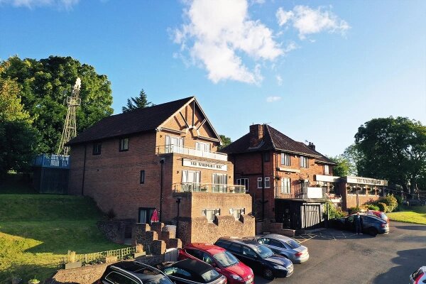 Фото: The Windmill Inn