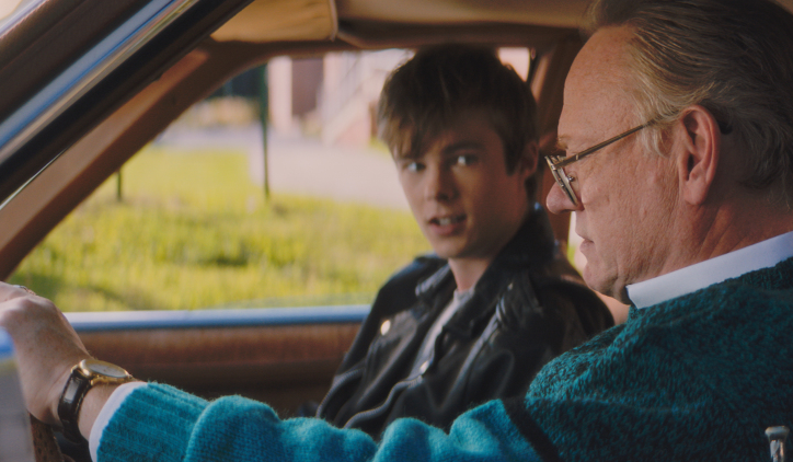 Листайте кадры.