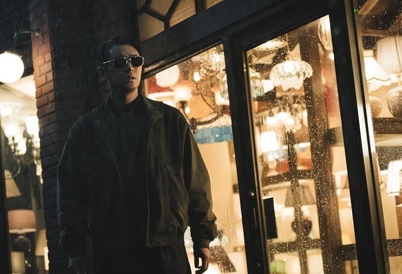 Фрагмент из сериала "Магазин светильников"