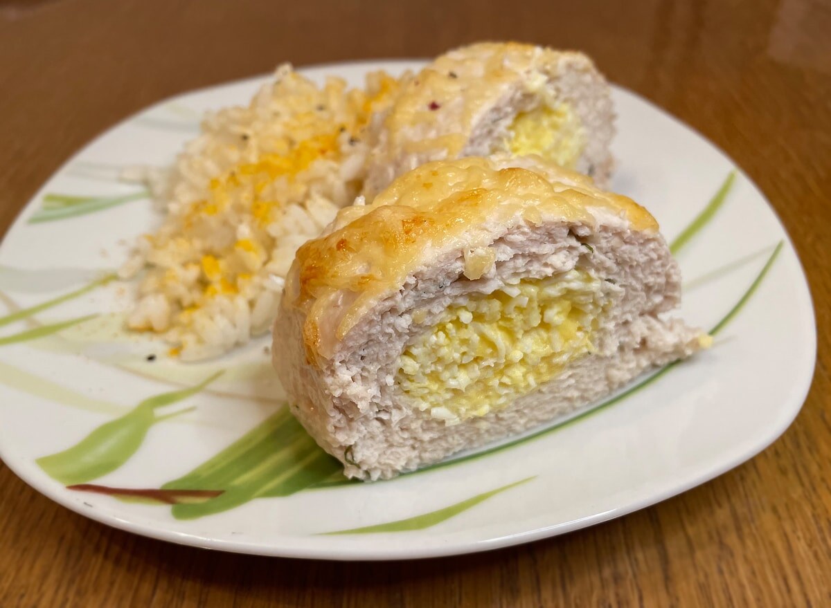 Обратите внимание: Картинка является иллюстрацией и не обязательно отражает точный результат приготовления по этому рецепту. Внешний вид блюда может варьироваться в зависимости от индивидуальных особенностей и используемых ингредиентов.