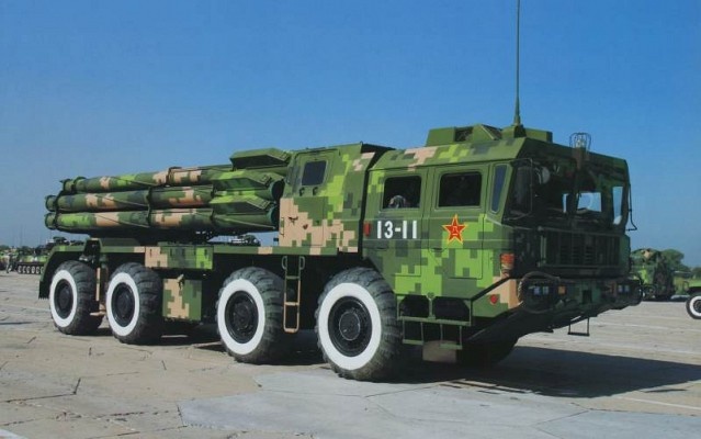 РСЗО PHL-03 в сложенном виде