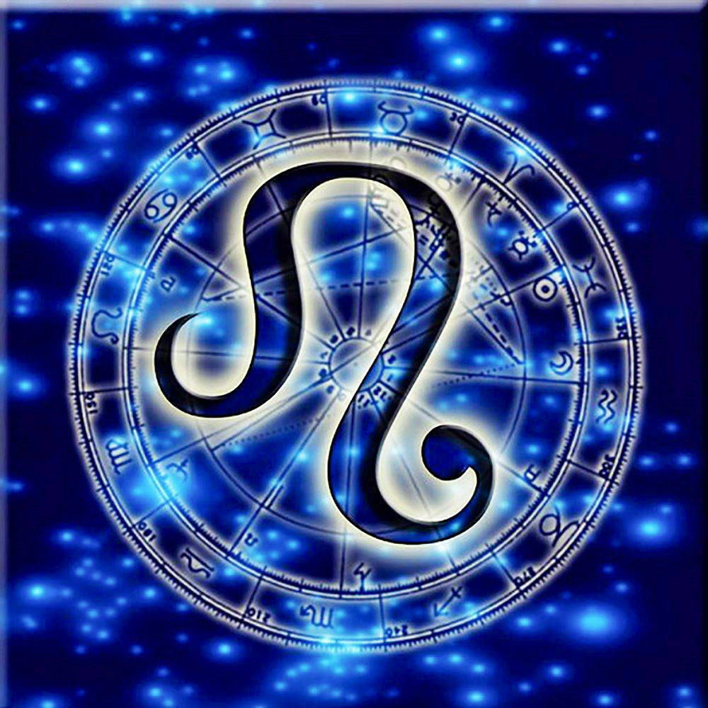 С просторов интернета. Восходящий Лев. Фотокоррекция автора статьи.