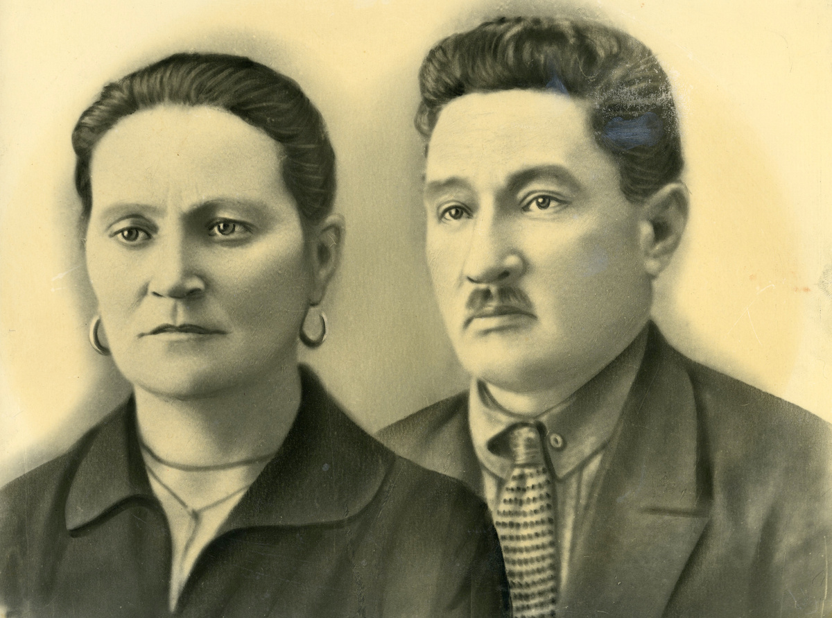 Лугова (Горбунова) Агриппина Егоровна и Полный Георгиевский кавалер Лугов Алексей Никанорович — мои прабабушка и прадедушка, уроженцы села Загарино Ульяновской обл.