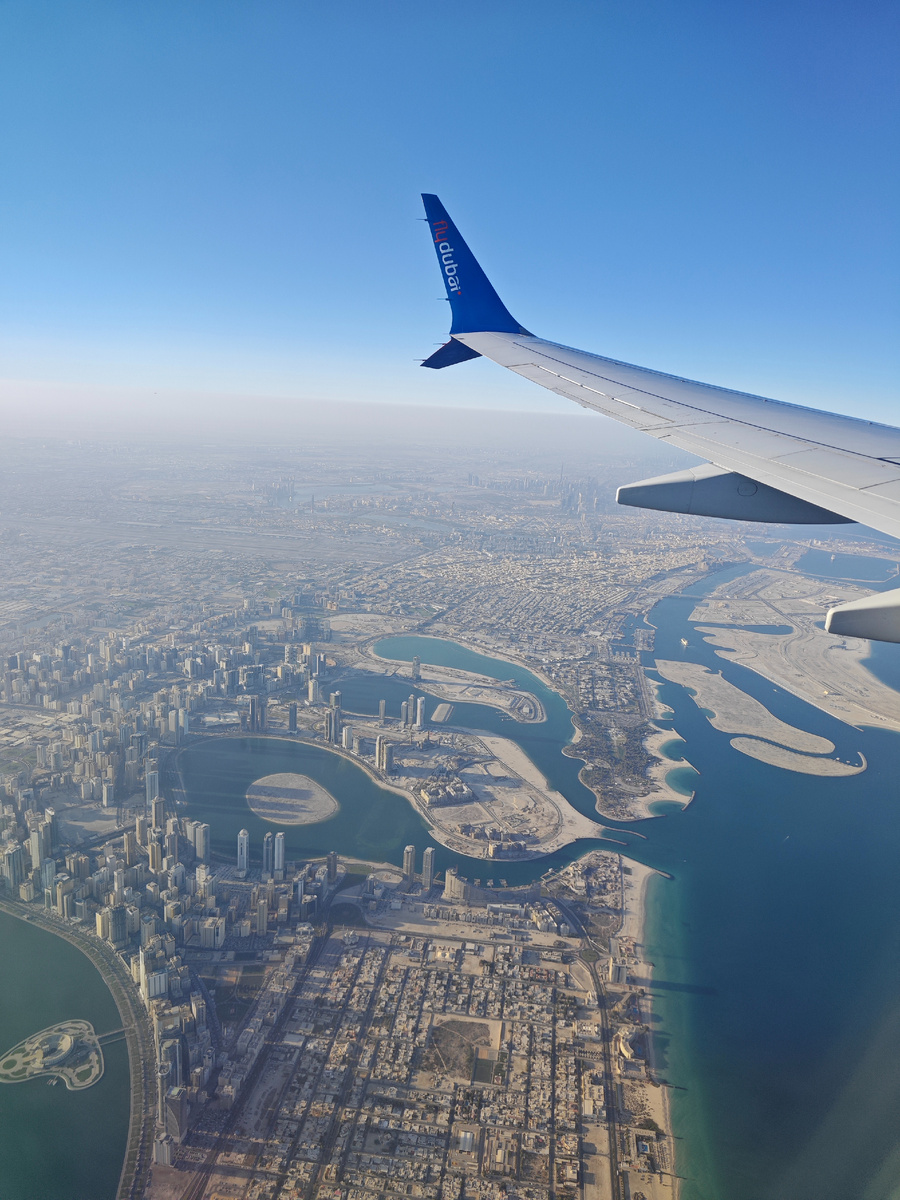 Дубай.Вид из самолета.Из личного архива@Галина Терпицкая,2025
