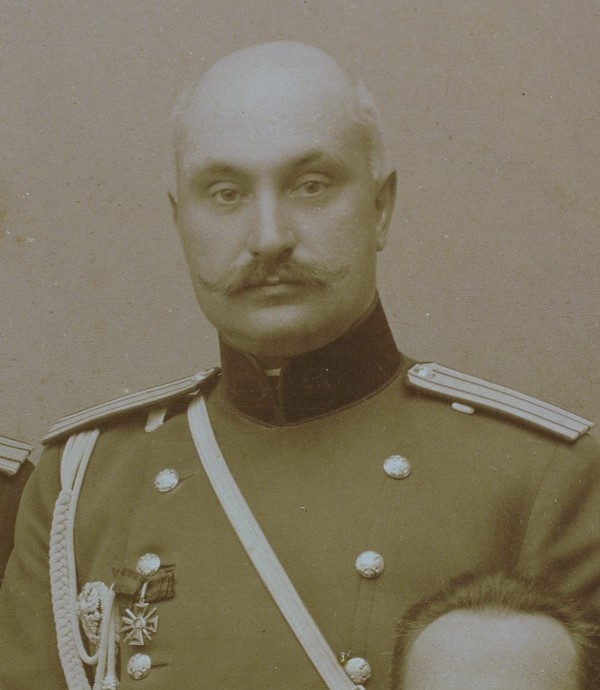 Матковский Михаил Фелицианович (12 июня 1866 - 7 июля 1931) - полковник, командир 12-го гренадерского Астраханского Императора Александра III полка с 17 января 1909 года по 17 мая 1911 года. 17 мая 1911 года произведён в генерал-майоры, с увольнением от службы, с мундиром и пенсией. https://www.ria1914.info/index.php/Матковский_Михаил_Фелицианович