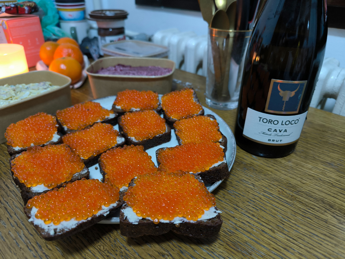 Даже в эмиграции новогодний стол неизменен