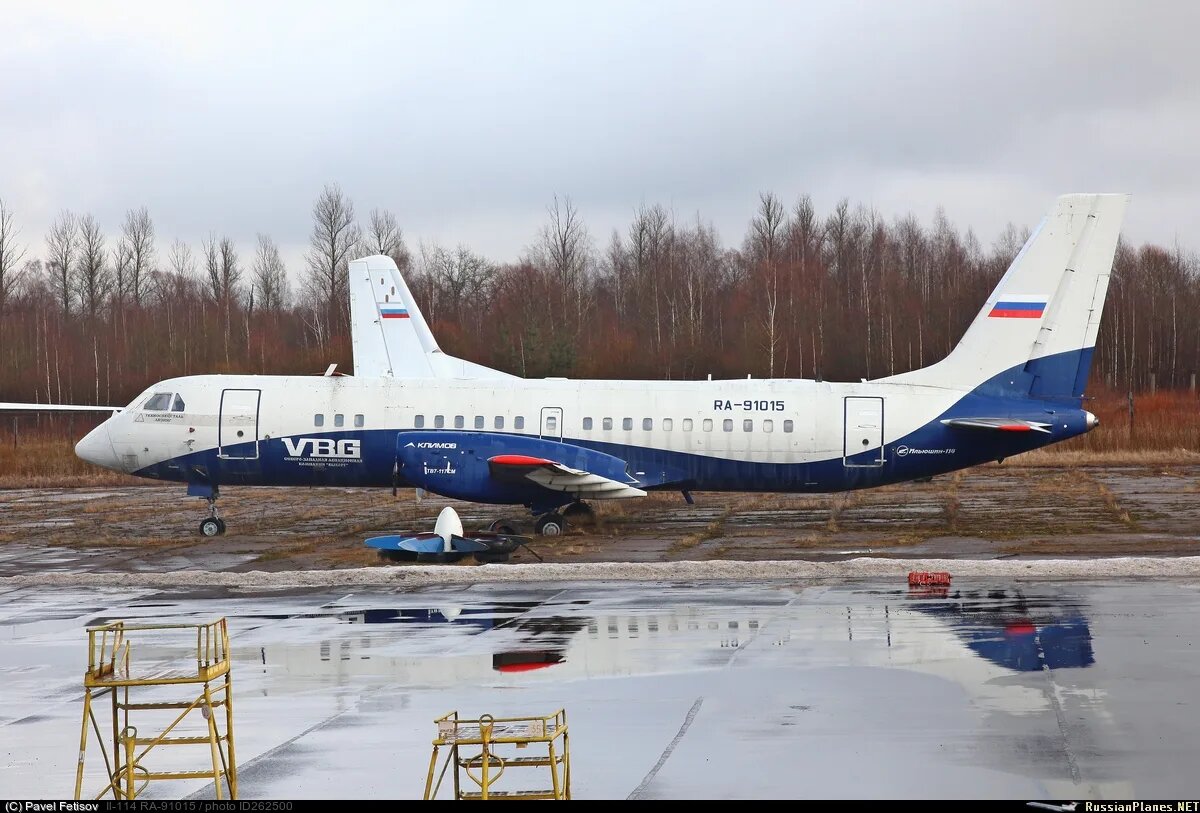 Заброшенный Ил-114 бывшей авиакомпании «Выборг», фото 2020 года, источник: https://russianplanes.net/id262500