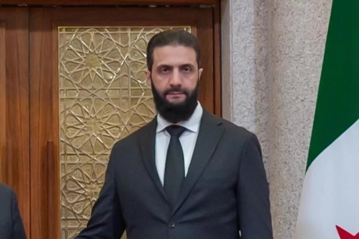    Сирийский лидер Ахмад аш-Шараа прибыл с визитом в Эр-Рияд