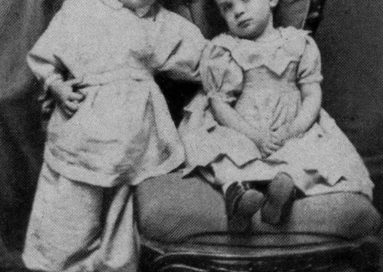 Три сестры Владимира Ленина. Как сложилась судьба женщин, с детства любивших вождя мирового пролетариата?