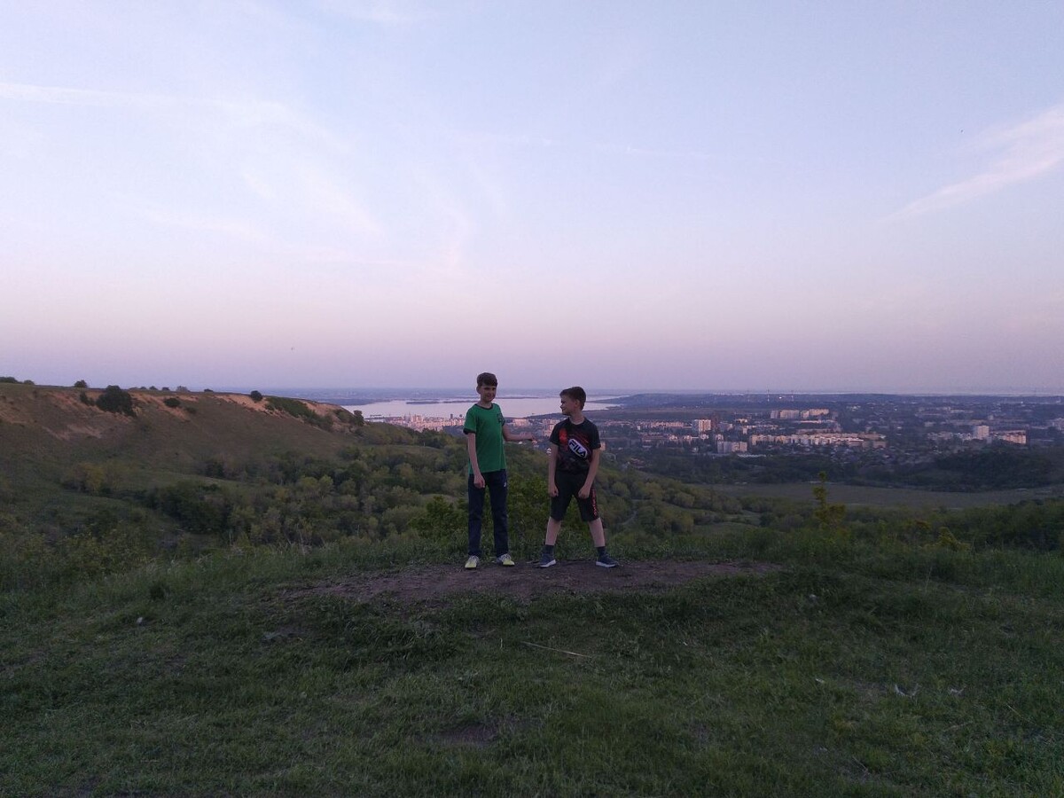 Сын с другом