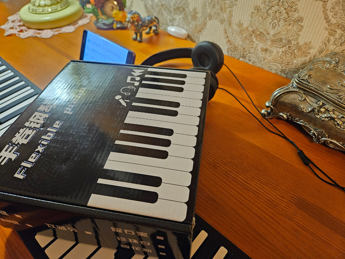 Маленькая коробочка больших возможностей.