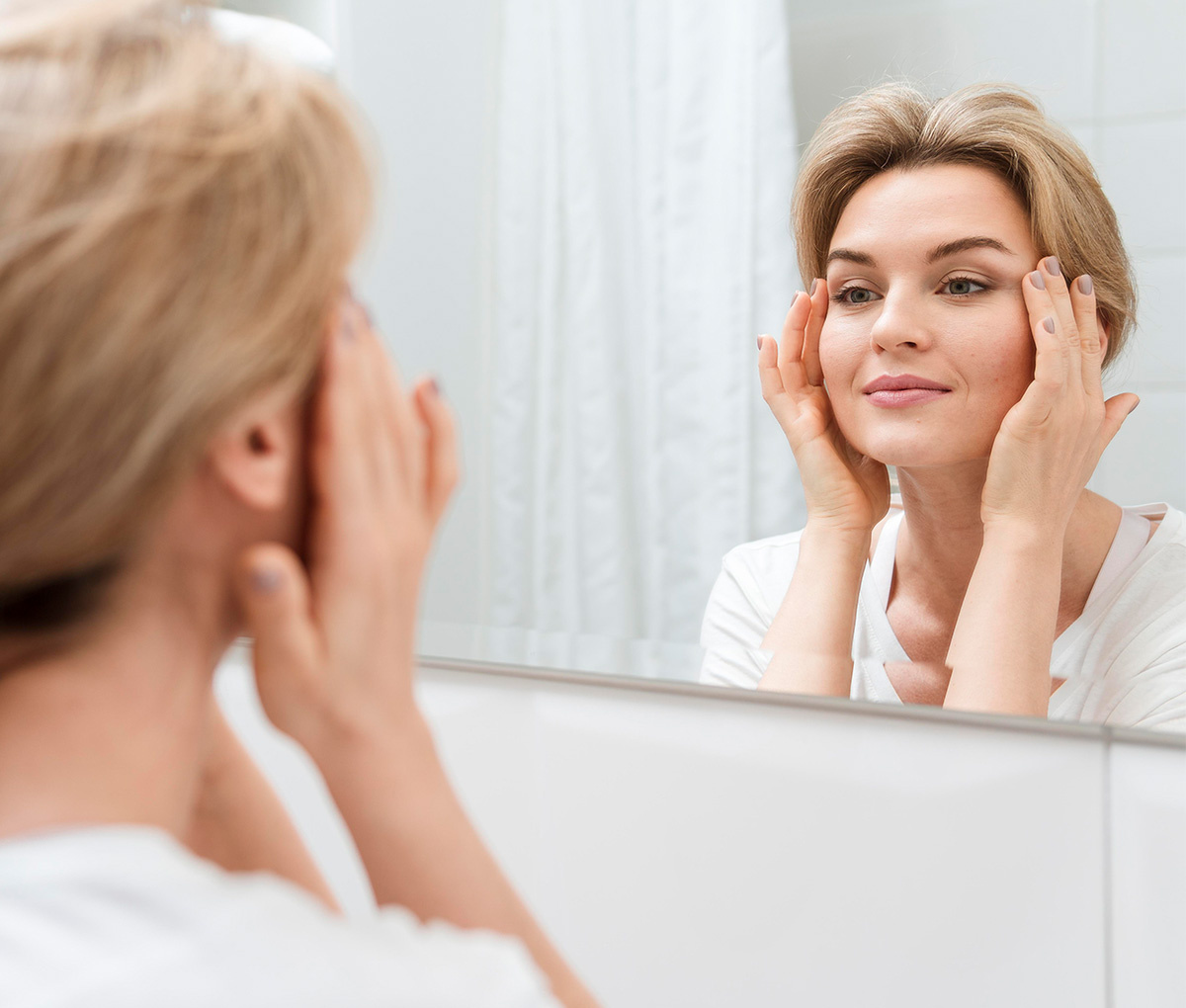 Екатерина с грустью подумала, что и не заметила, как  быстро пролетели 30 лет. 