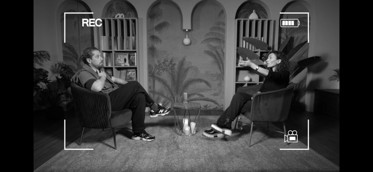 Роман Маякин и Анна Имерлишвили во время сьемок философских бесед об отношениях к жизни, к себе, к партнерам и людям 