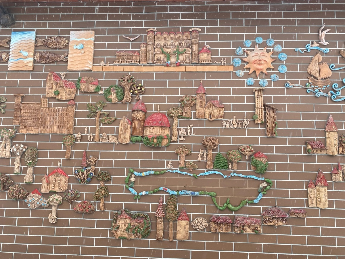 Башня в центре карты достопримечательностей