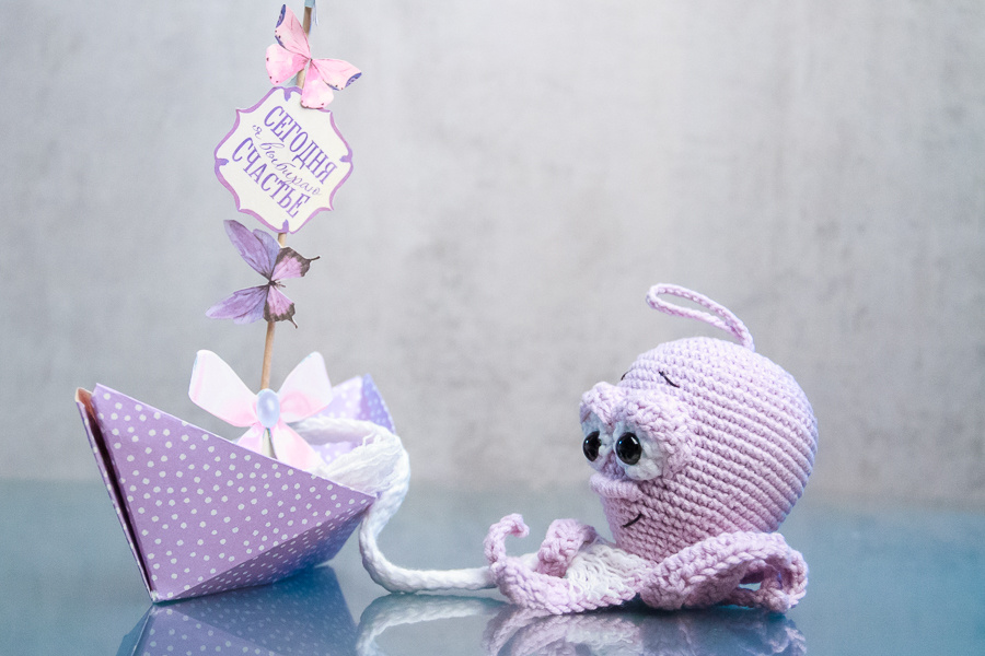 Придумалась новая игрушка, осьминожка Крошка. МК будет.