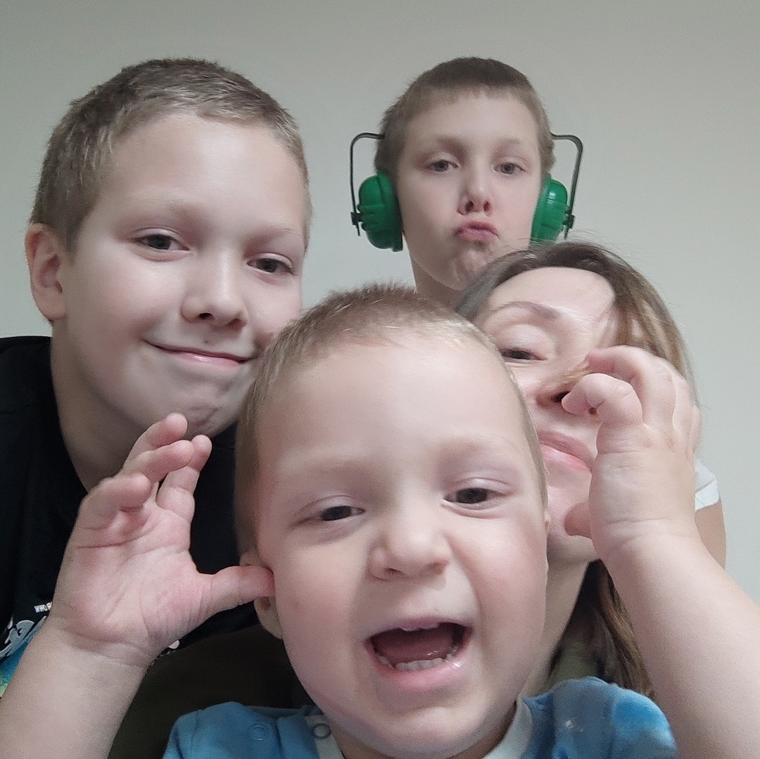 Еще мои дети) Алеша, Ваня и Мишутка