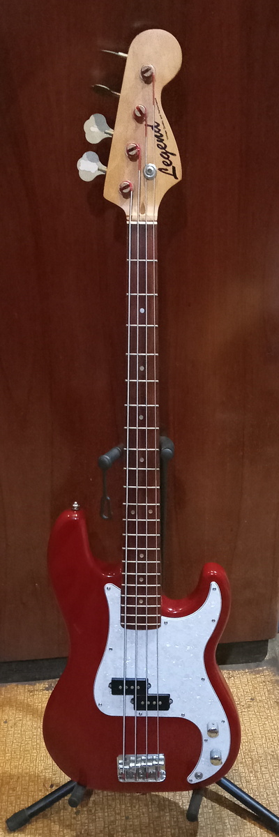 Бас-гитара LEGEND