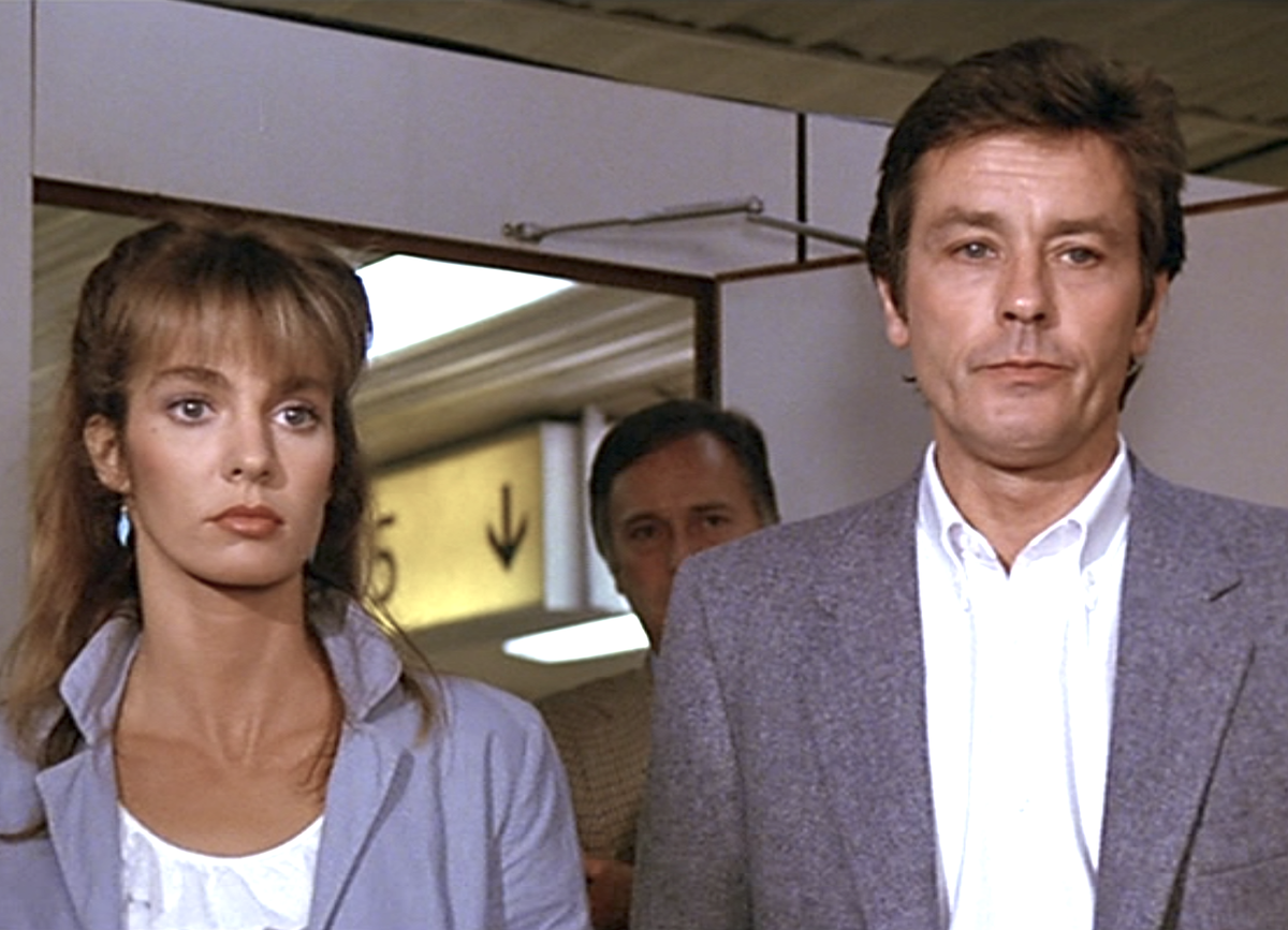 Пролистните изображение, чтобы увидеть следующий кадр из фильма «Неукротимый» (1983)